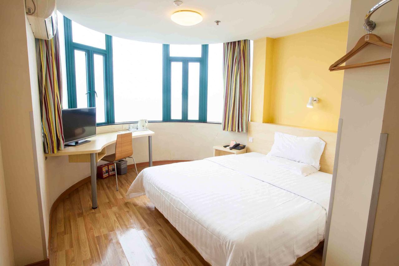 7Days Inn Dongguan Conference & Exhibition Center الغرفة الصورة