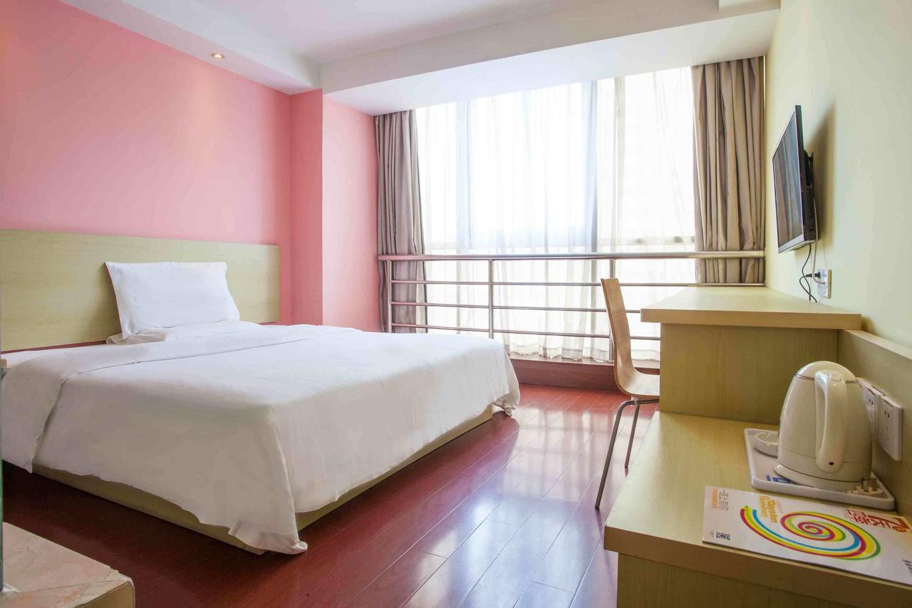 7Days Inn Dongguan Conference & Exhibition Center الغرفة الصورة